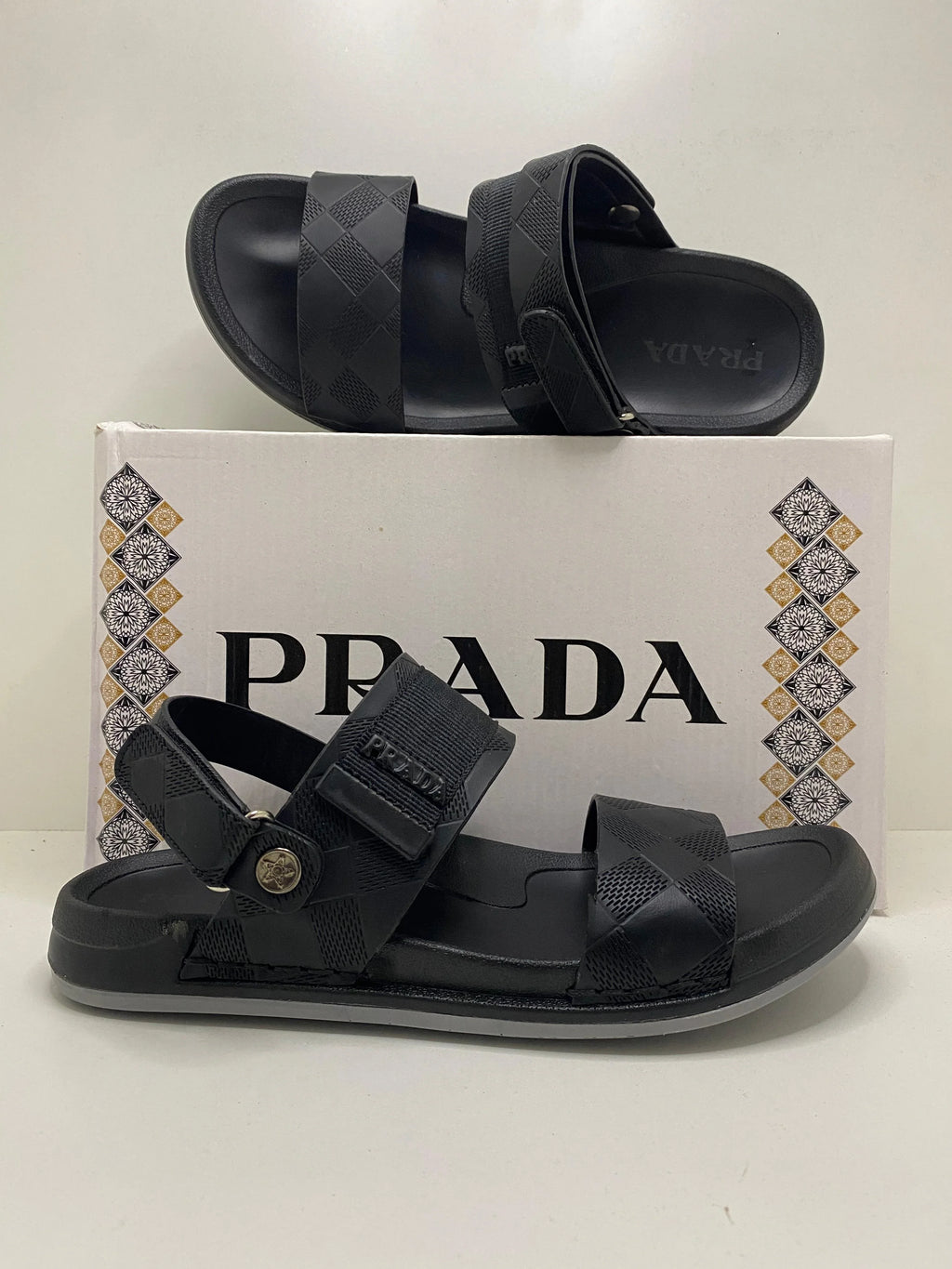 Parada Touch Dualwear Sandals – Festive & Casual